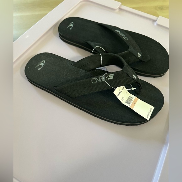 NWT. Men’s Size 10 ONeil Black Flip Flops with Logo - Picture 4 of 7